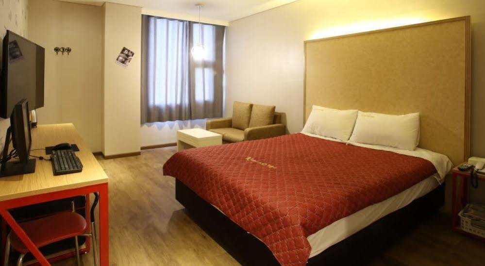 K City Hotel Seoul Exterior photo
